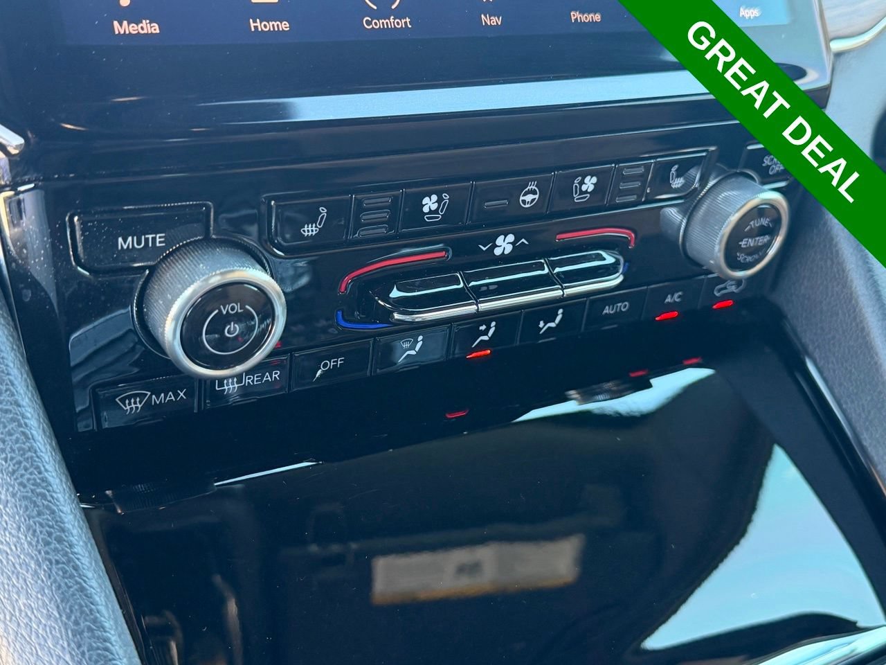 Used 2023 Jeep Grand Cherokee Summit w/ Luxury Tech Group V AWD/4WD image 22