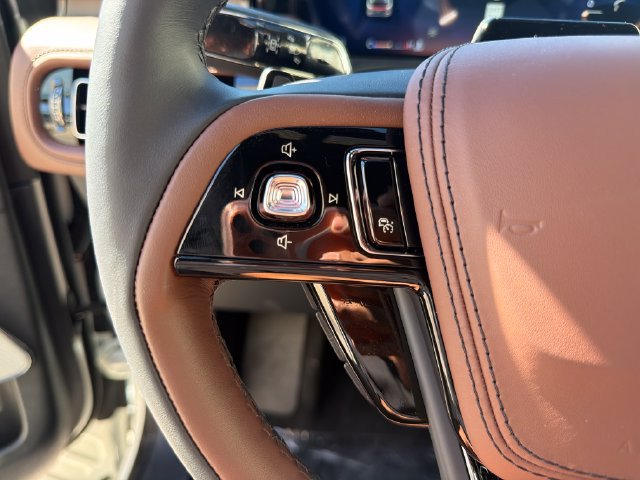 New 2026 Lincoln Aviator Reserve AWD/4WD image 28