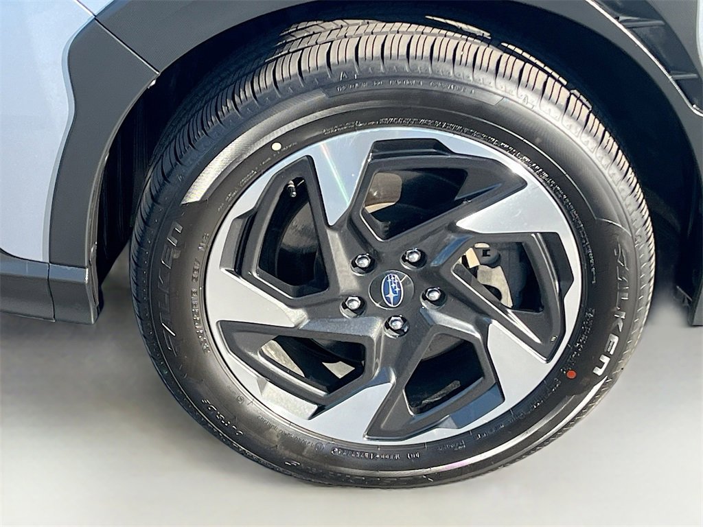 Used 2024 Subaru Crosstrek 2.5i Limited w/ Crosstrek Mirror Package image 31