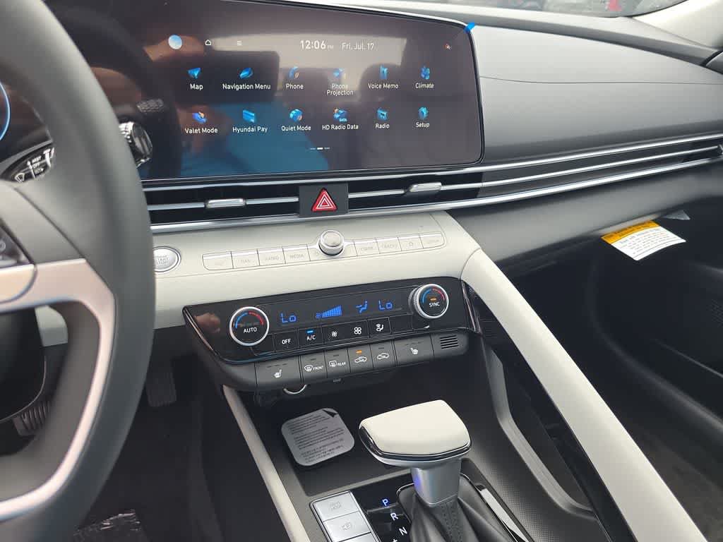 New 2026 Hyundai Elantra Limited FWD image 29