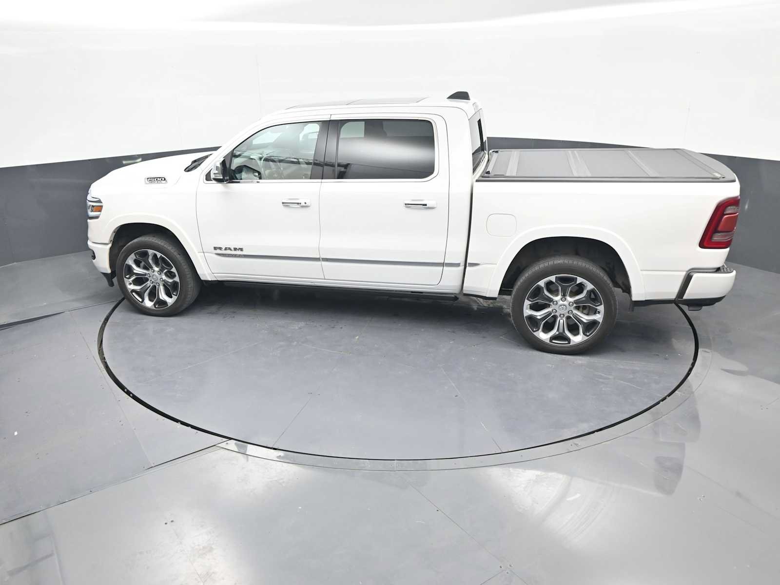 Used 2020 RAM 1500 Limited AWD/4WD image 36