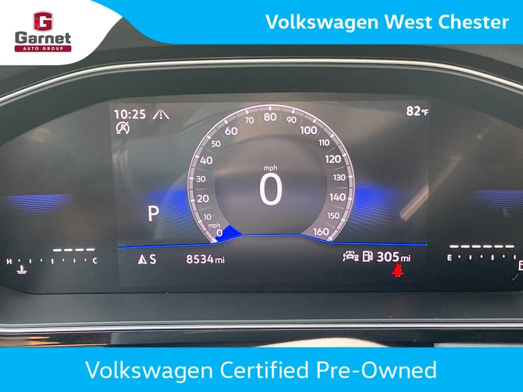 Certified 2025 Volkswagen Jetta SE w/ Black Wheel Package FWD image 23