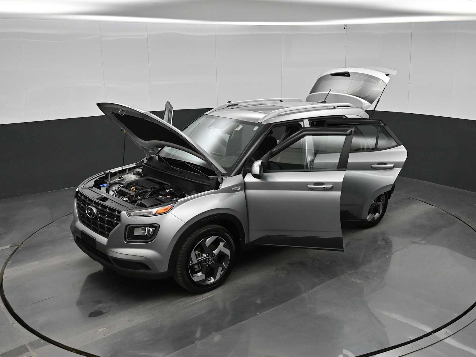Used 2024 Hyundai Venue SEL FWD image 41
