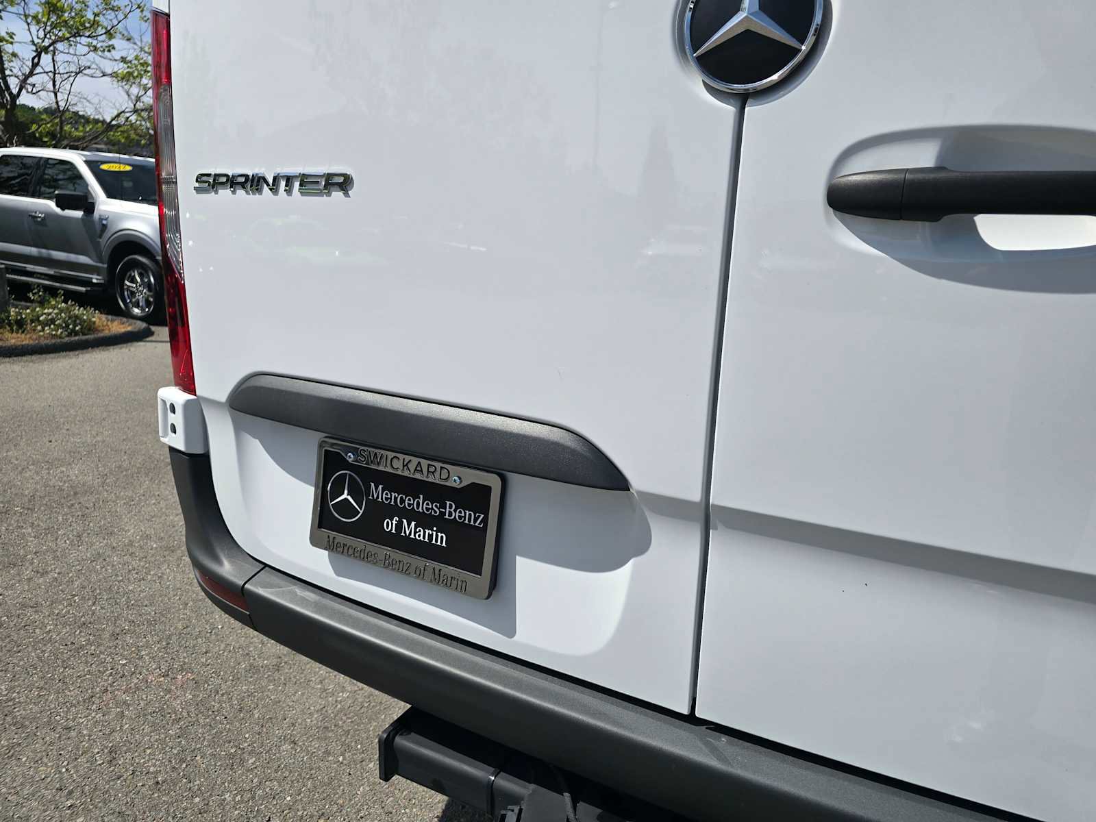 Used 2023 Mercedes-Benz Sprinter 1500 image 28