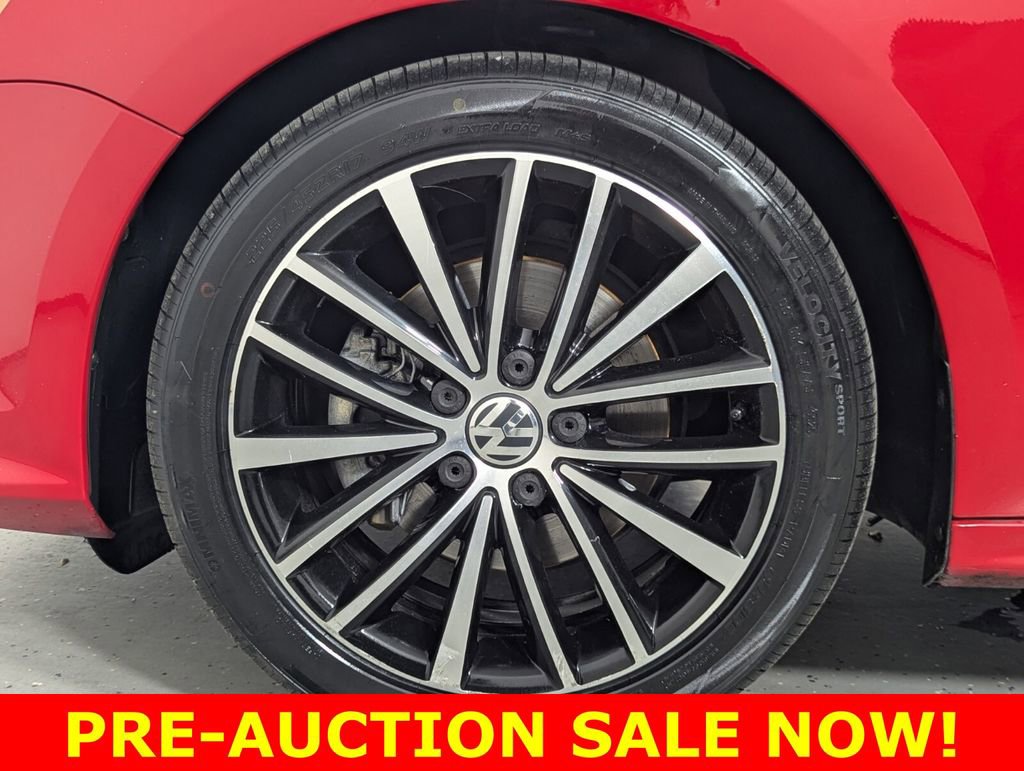 Used 2016 Volkswagen Jetta Sport FWD image 9