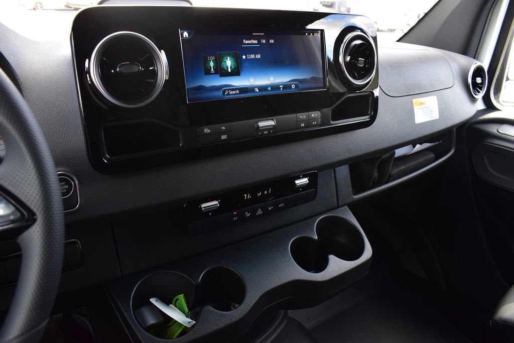 New 2025 Mercedes-Benz Sprinter 2500 image 16