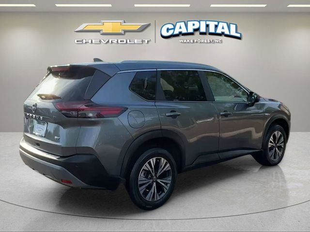 Used 2023 Nissan Rogue SV w/ SV Premium B Package FWD image 5