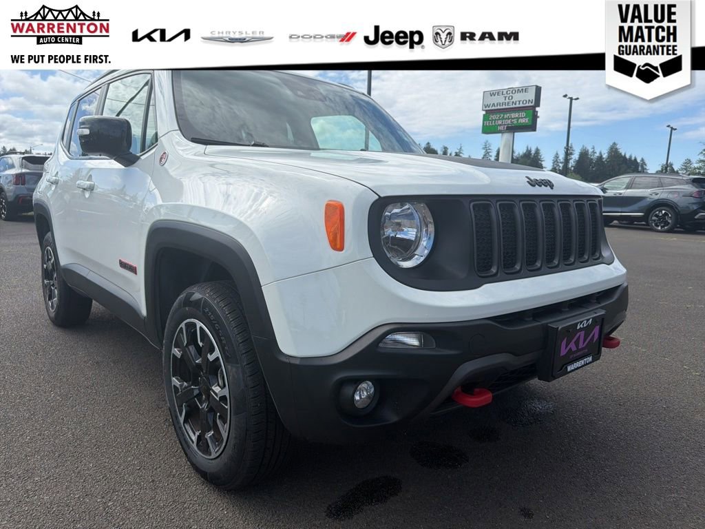 Used 2023 Jeep Renegade Trailhawk AWD/4WD image 4
