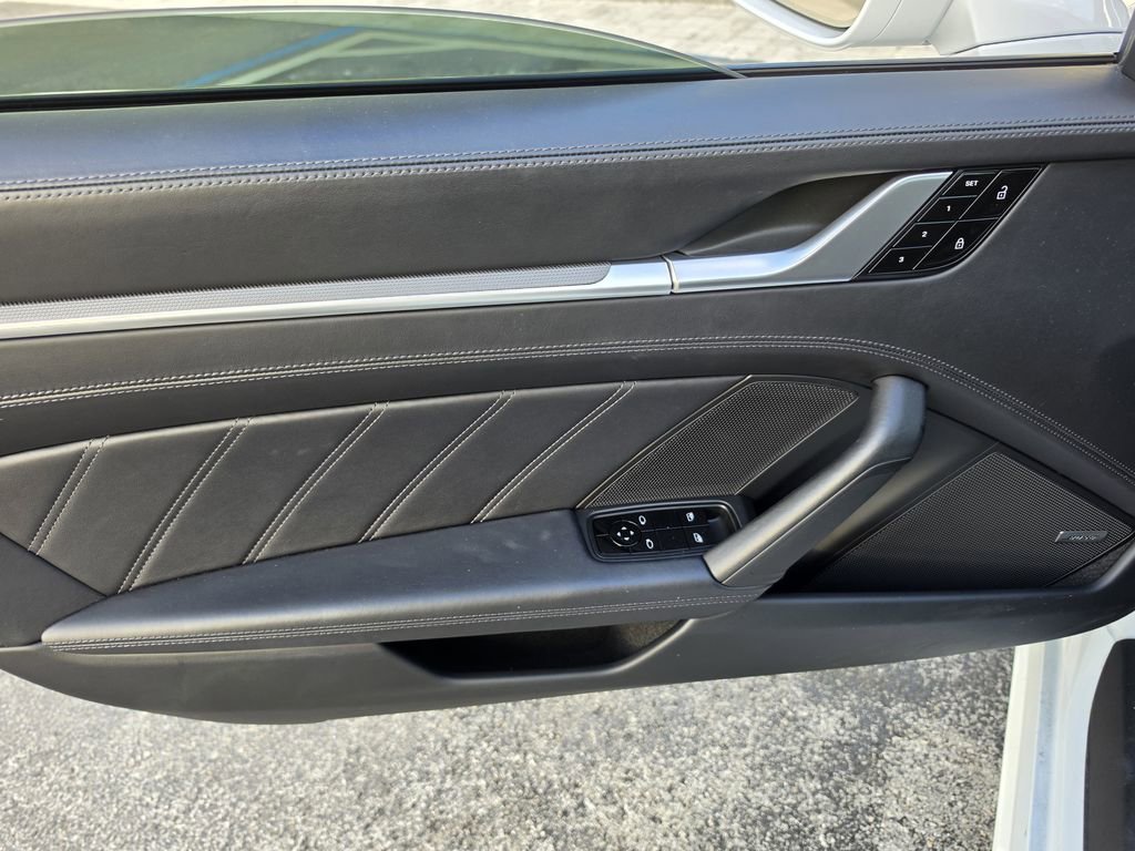 Used 2021 Porsche 911 Turbo image 9