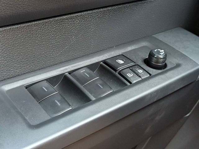 Used 2024 Toyota Tundra SR AWD/4WD image 27