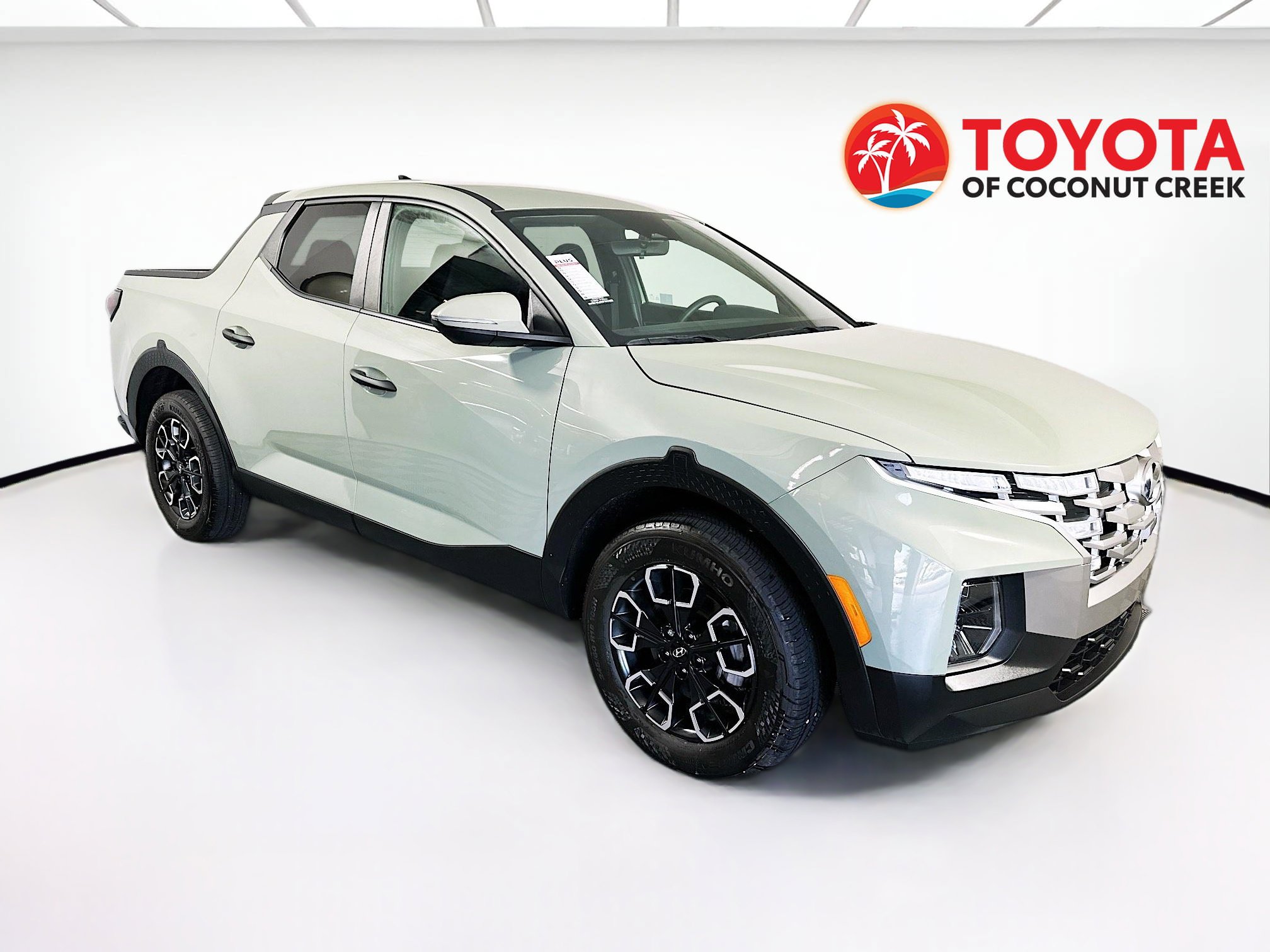 Used 2024 Hyundai Santa Cruz SEL FWD image 1