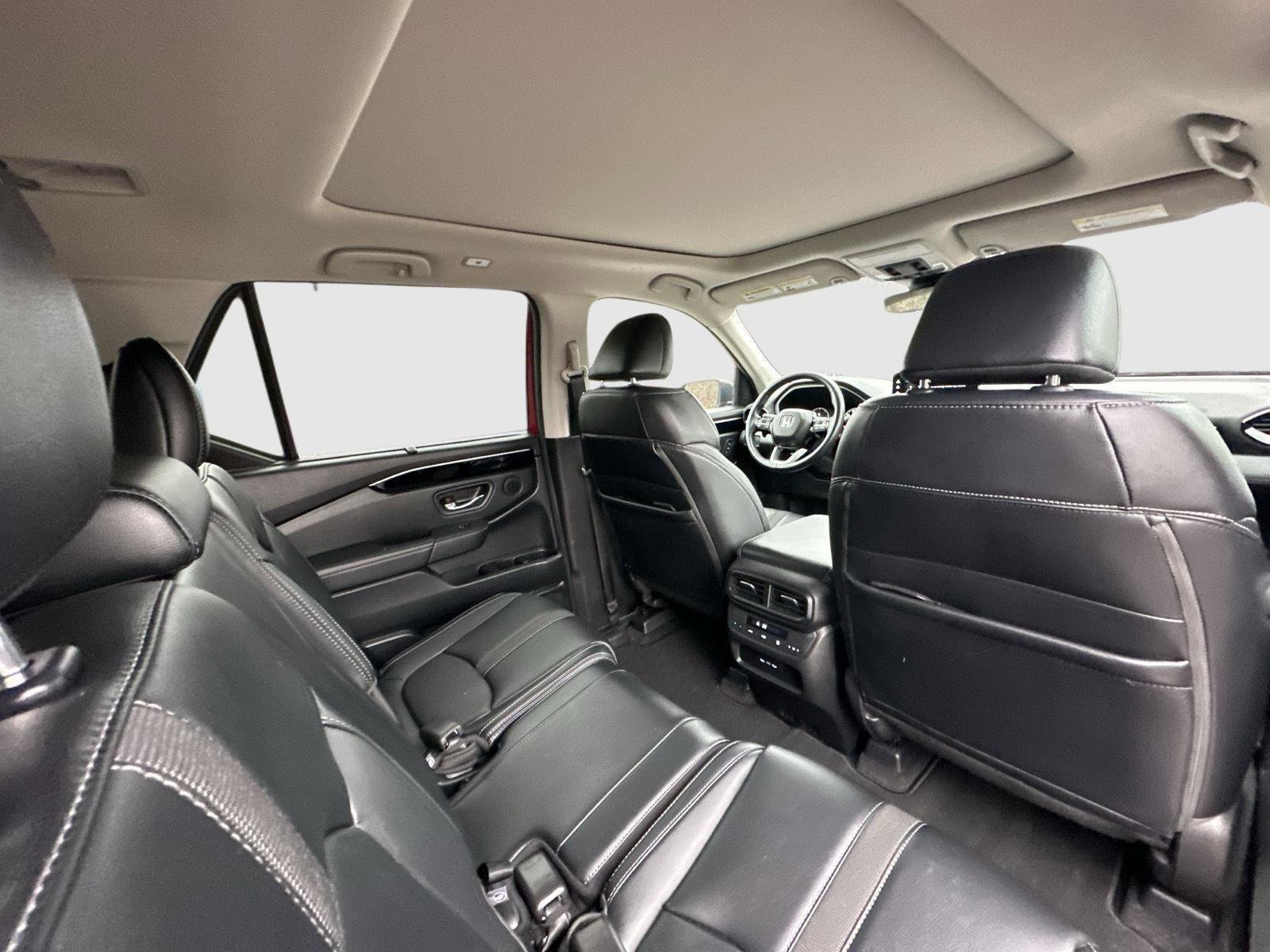 Certified 2025 Honda Pilot Touring image 40