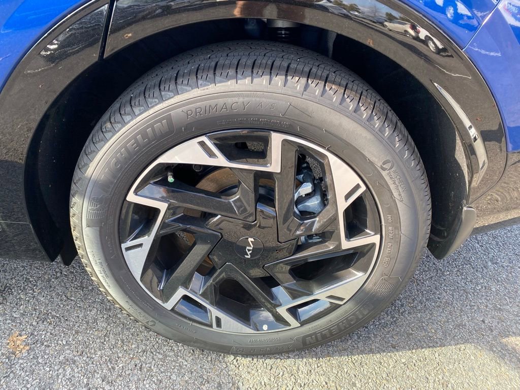 New 2025 Kia Sportage SX image 32