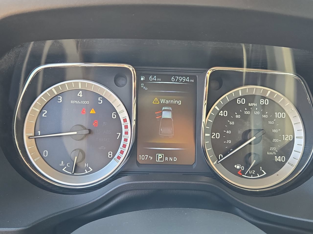 Used 2018 Nissan Titan SV w/ SV Convenience Package RWD image 11