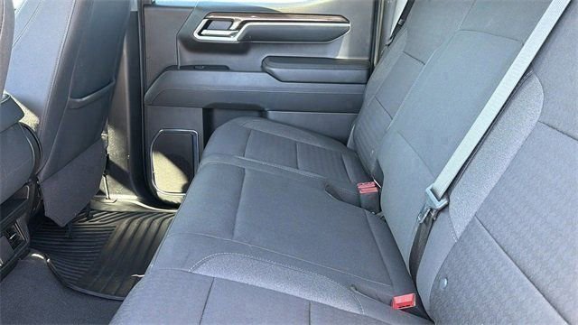 Used 2025 Chevrolet Silverado 1500 LT image 18