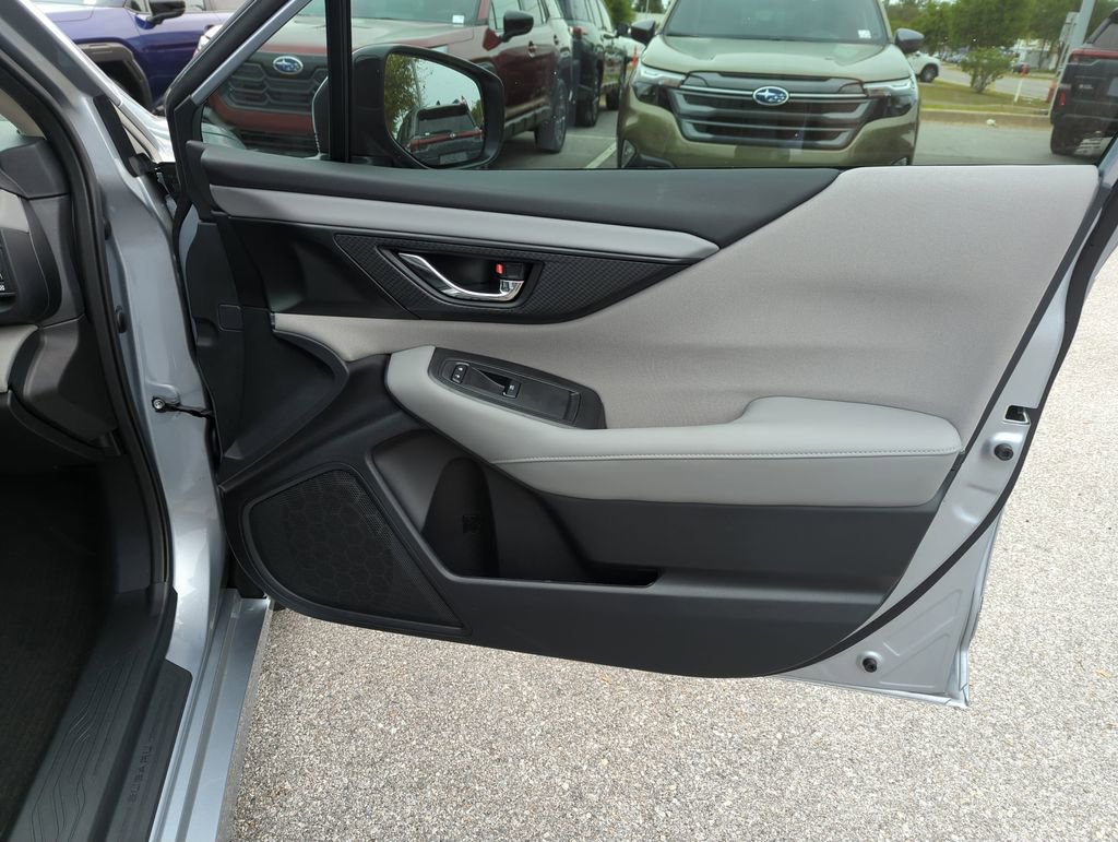 Used 2025 Subaru Legacy Premium image 32