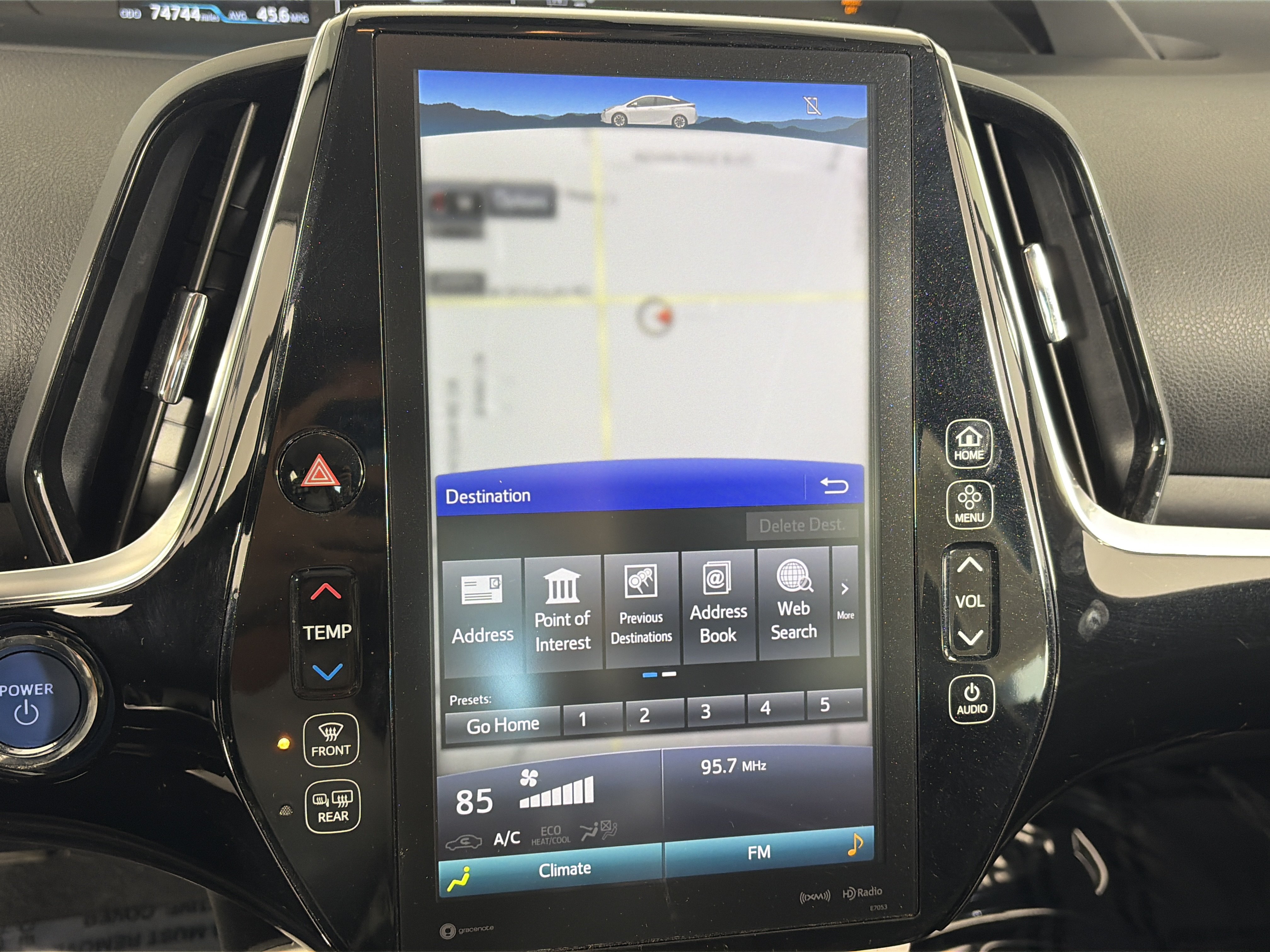 Used 2018 Toyota Prius Four Touring FWD image 22