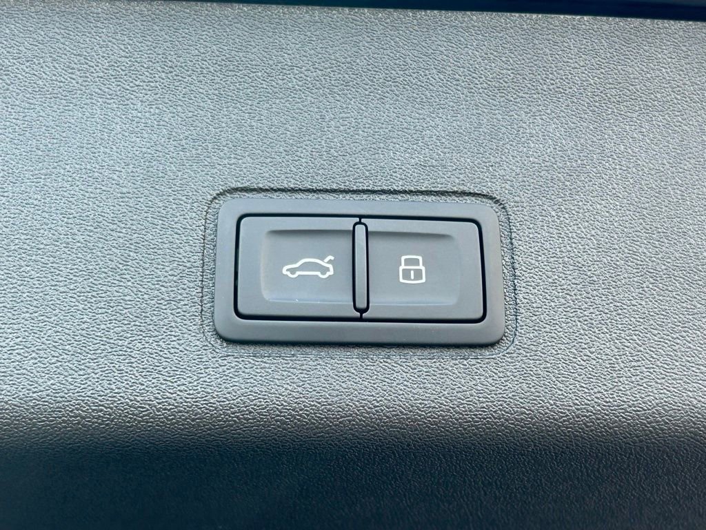 New 2026 Audi Q3 quattro 2.0T AWD/4WD image 35