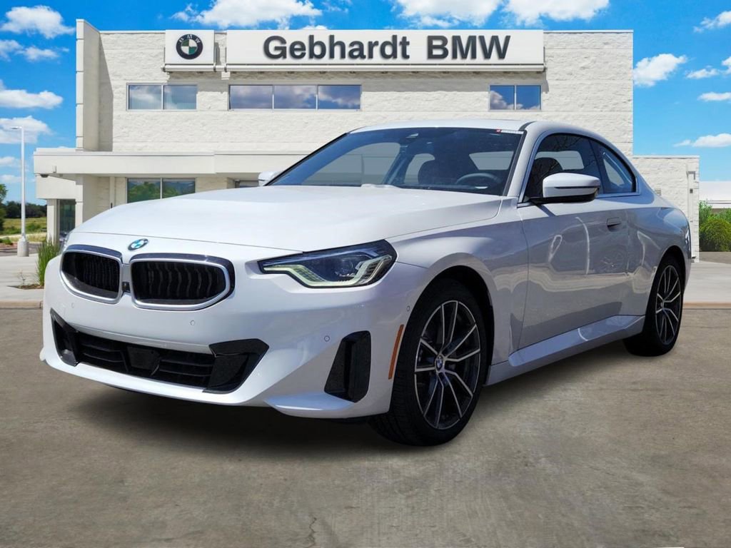Certified 2025 BMW 230i xDrive Coupe w/ Premium Package image 4