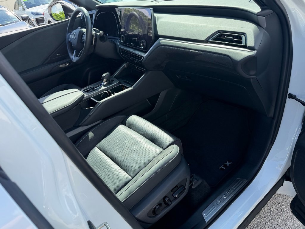 Used 2024 Lexus TX 350 FWD w/ Technology Package image 18