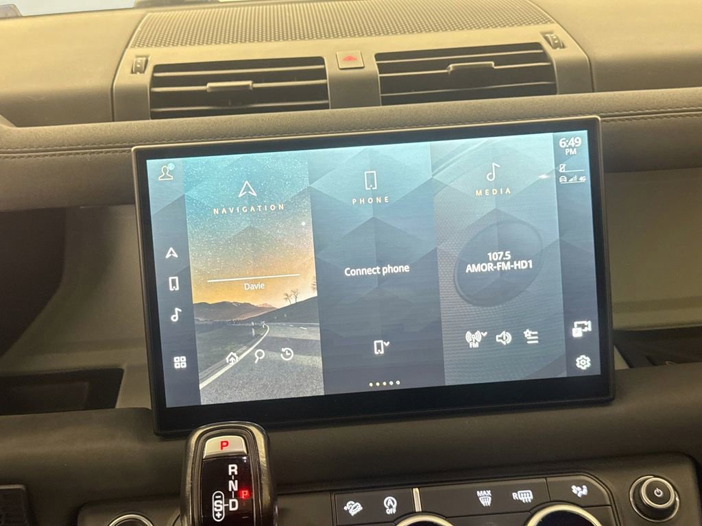 Certified 2022 Land Rover Defender 110 X-Dynamic SE AWD/4WD image 15