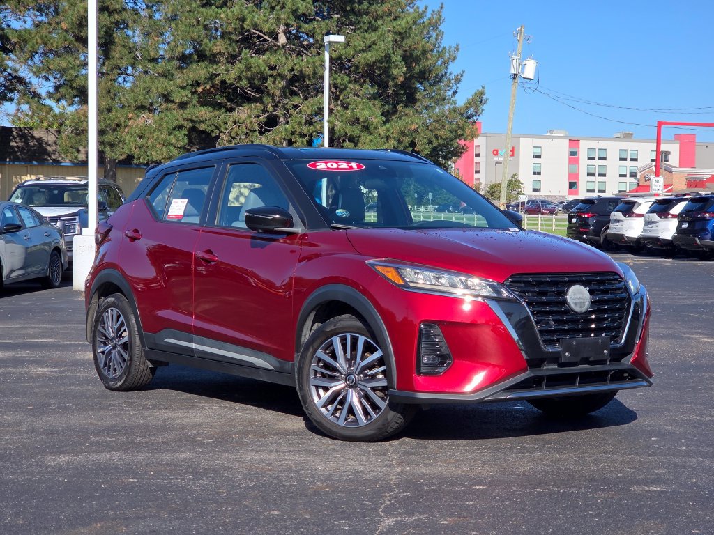 Used 2021 Nissan Kicks SR w/ SR Premium Package FWD 360° Tour