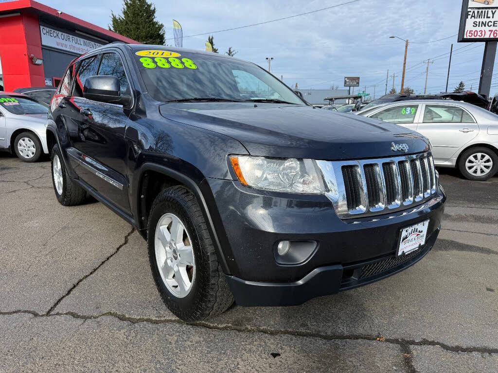 Used 2013 Jeep Grand Cherokee Laredo AWD/4WD image 3