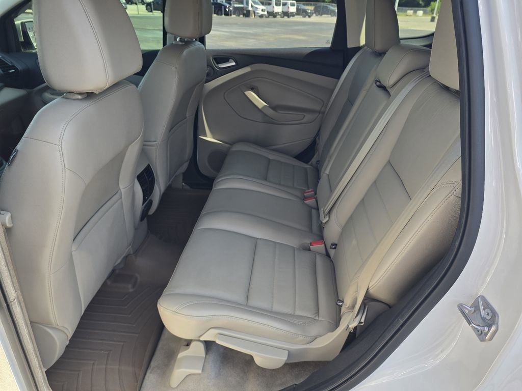 Used 2016 Ford Escape SE w/ SE Leather Comfort Package AWD/4WD image 11