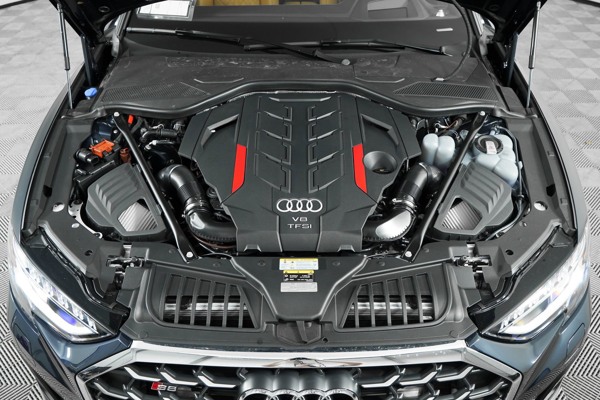 New 2025 Audi S8 image 40