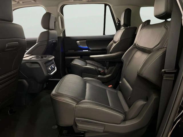 Used 2025 Ford Expedition Max Platinum AWD/4WD image 66