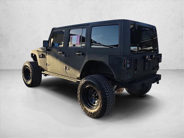 Used 2015 Jeep Wrangler Unlimited Rubicon w/ Connectivity Group image 3