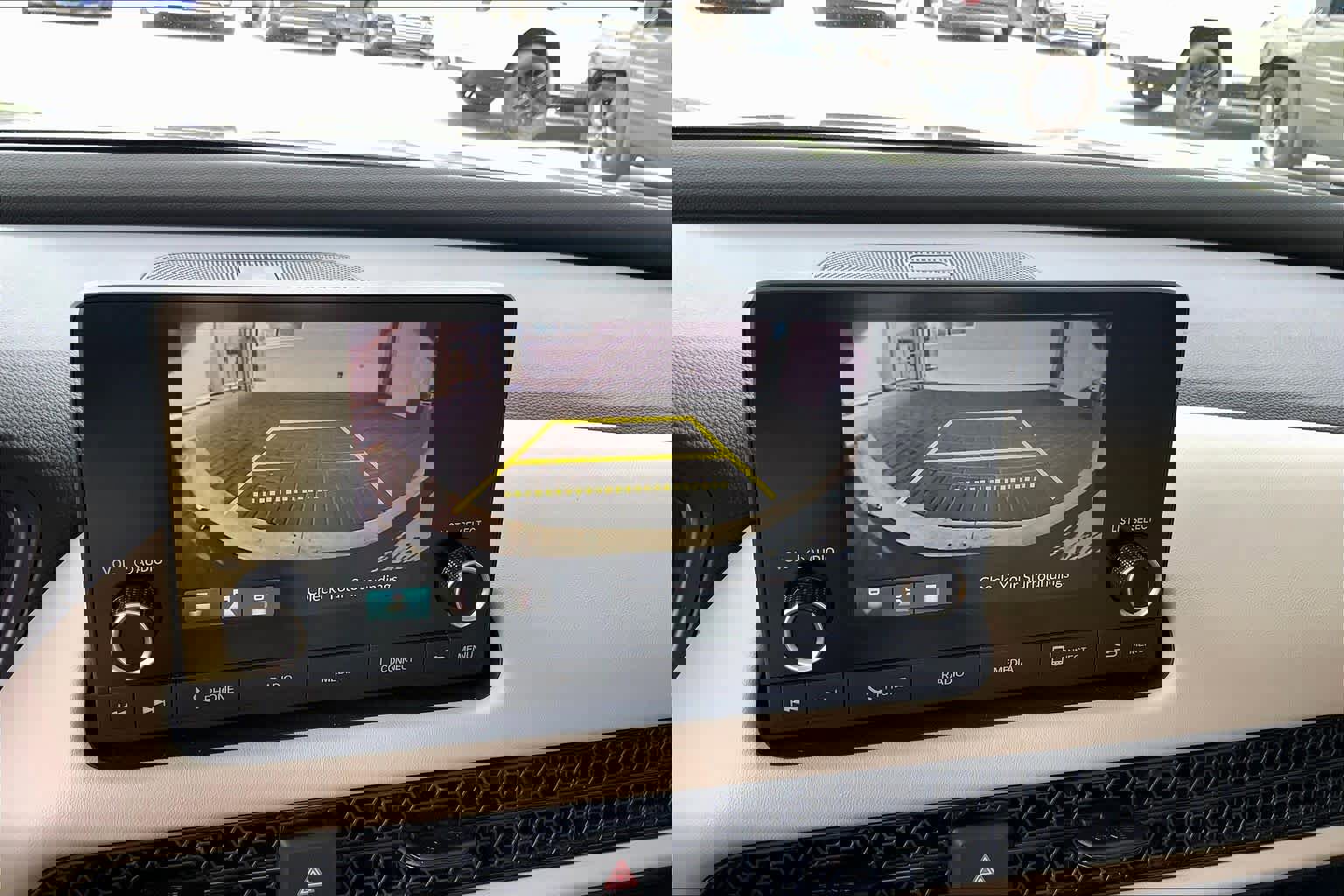 Used 2025 Honda HR-V LX image 29