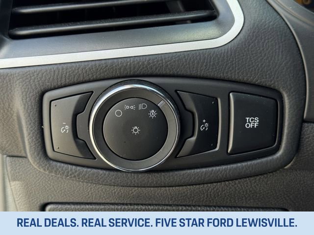 Used 2024 Ford Edge SEL image 24