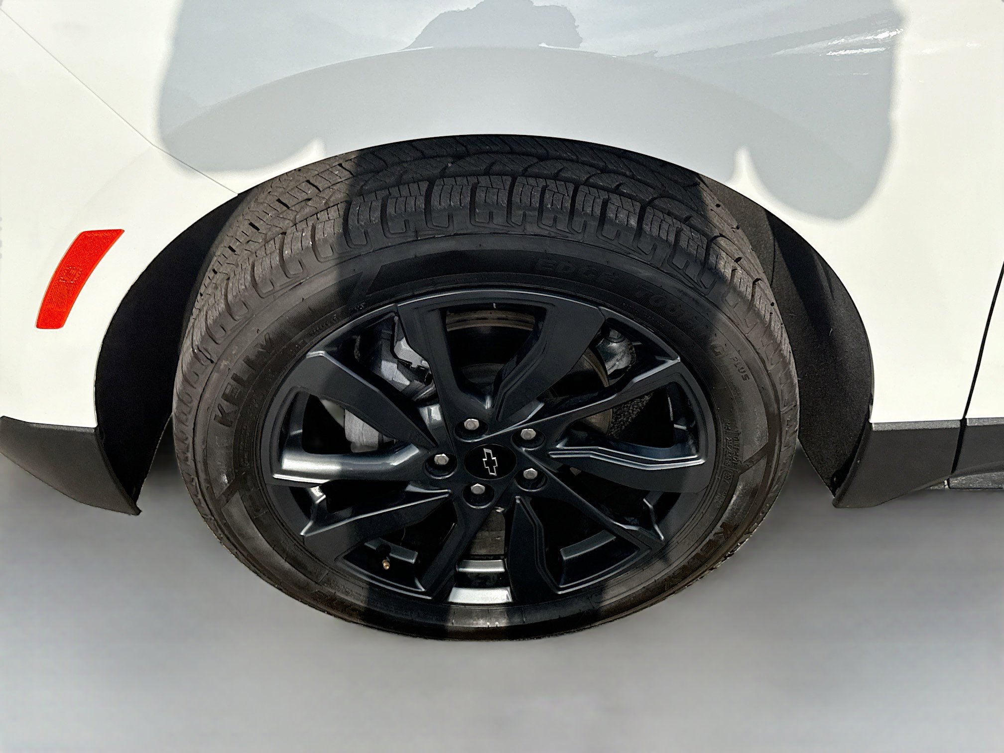 Used 2022 Chevrolet Equinox RS w/ Infotainment Package image 36