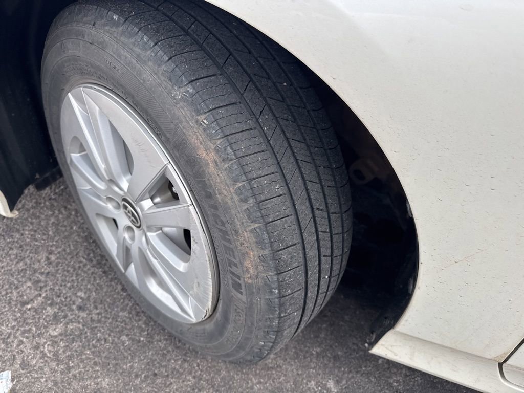 Used 2016 Toyota Prius Two image 39