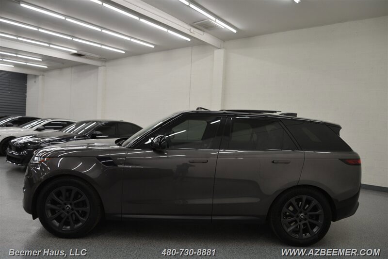 Used 2024 Land Rover Range Rover Sport SE image 5