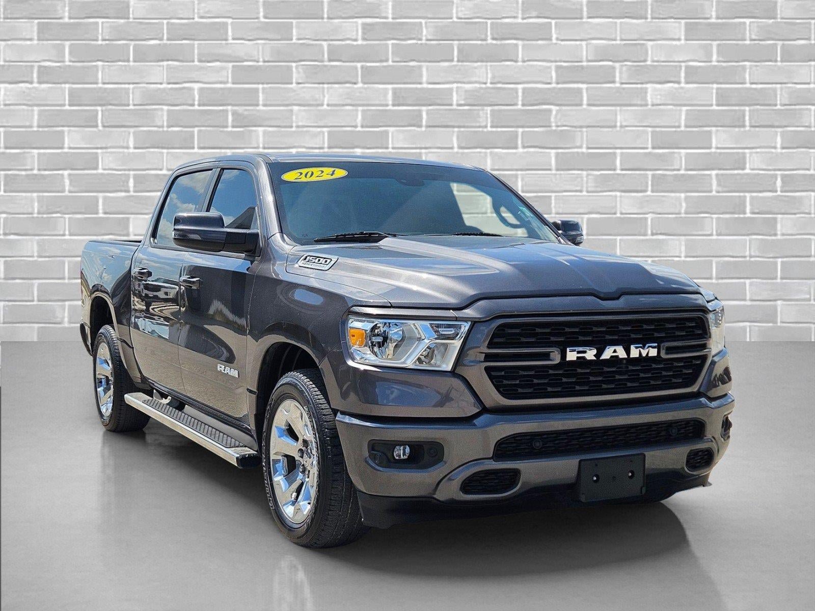 Used 2024 RAM 1500 Lone Star RWD image 3