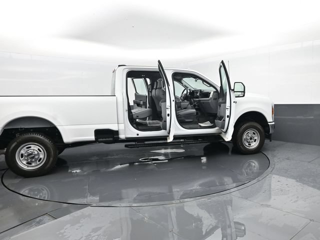 Used 2025 Ford F350 XL AWD/4WD image 28
