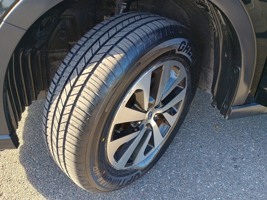 Certified 2022 Subaru Outback Premium image 9