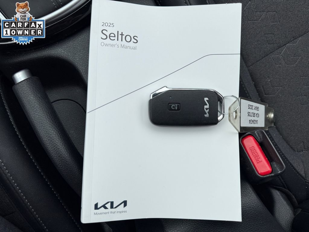 Certified 2025 Kia Seltos S FWD image 30