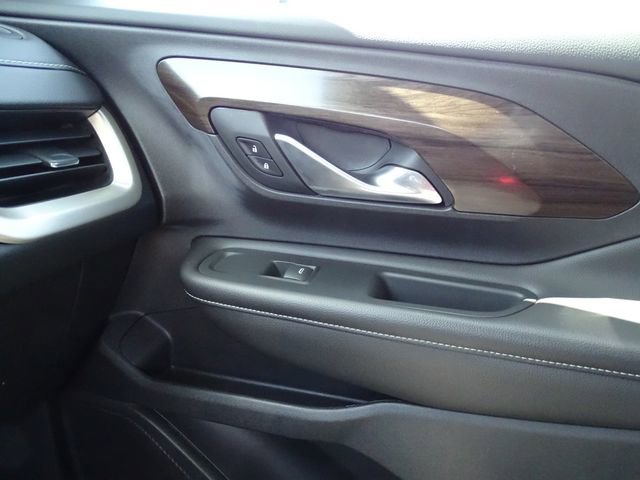 Used 2018 GMC Terrain Denali w/ Advanced Safety Package image 10