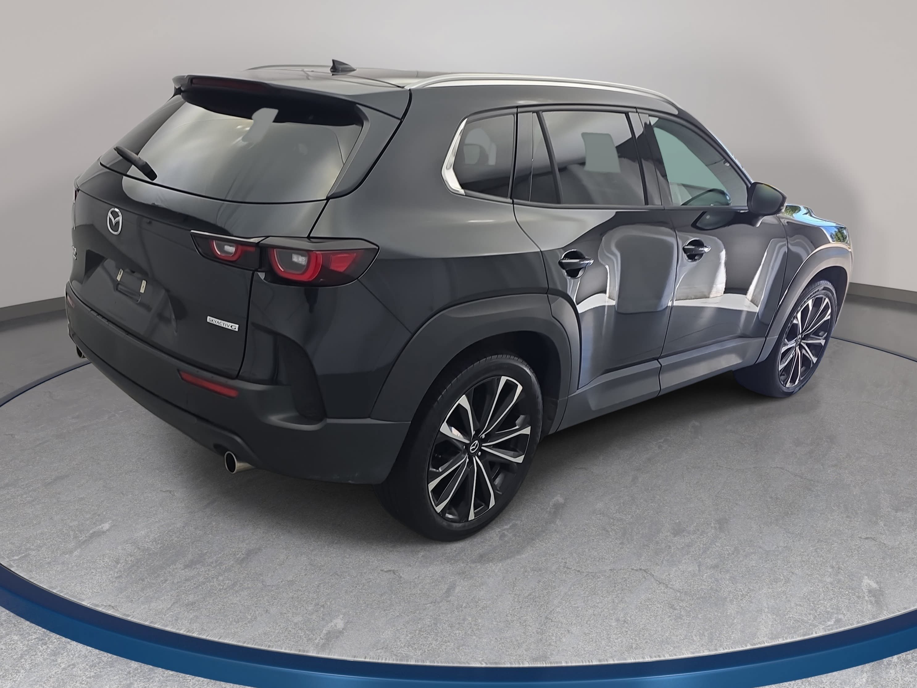 Used 2025 MAZDA CX-50 AWD 2.5 S w/ Premium Plus Pkg image 5