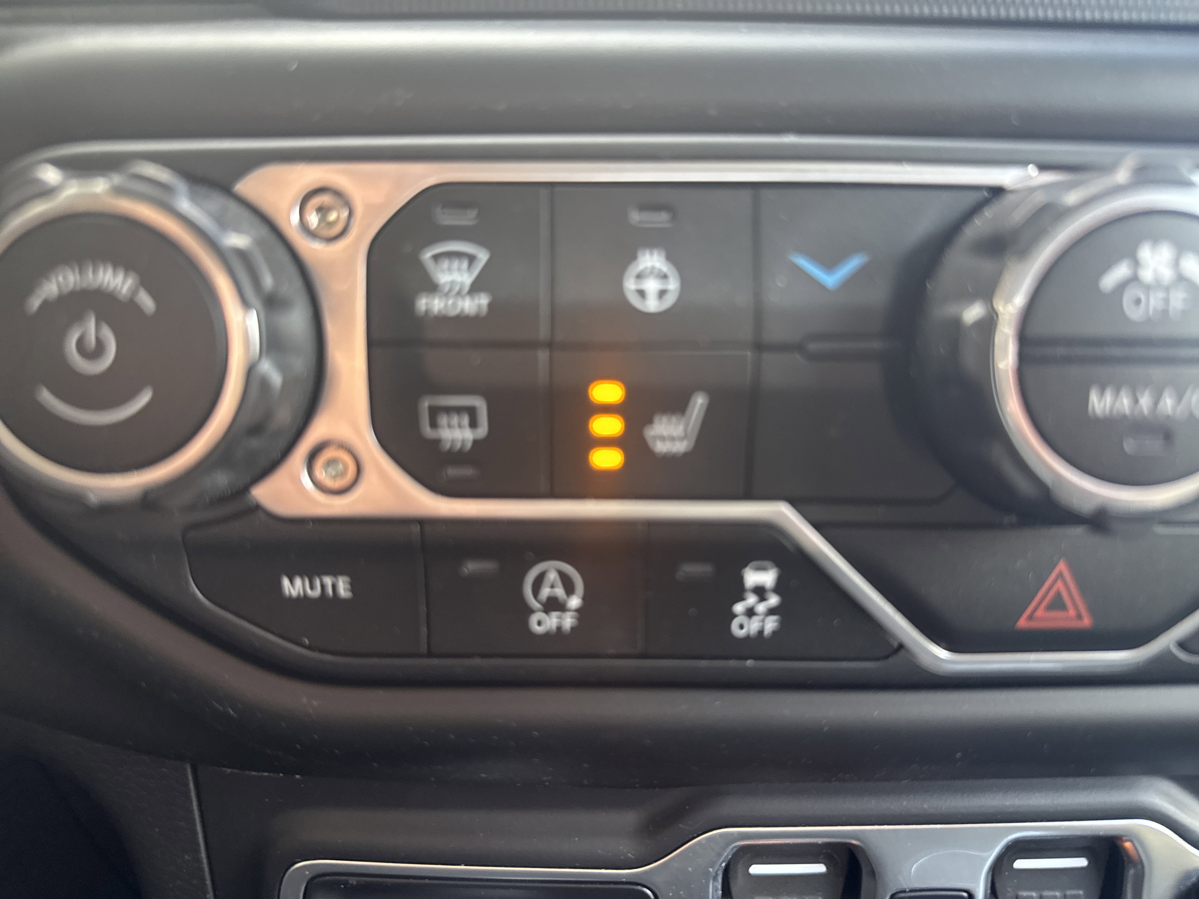 Used 2022 Jeep Gladiator Willys image 27