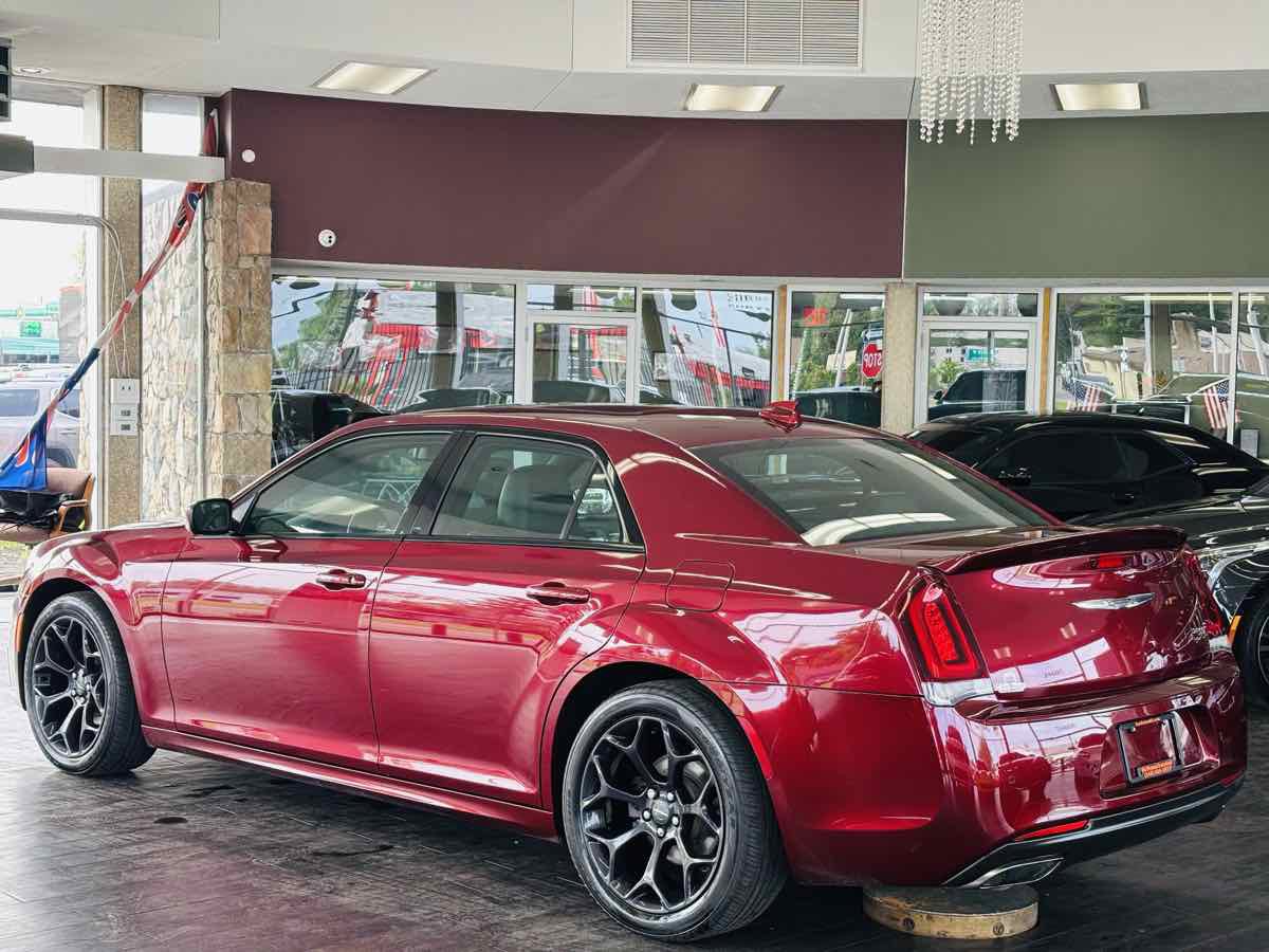 Used 2020 Chrysler 300 S w/ 300S Premium Group 2 RWD image 11