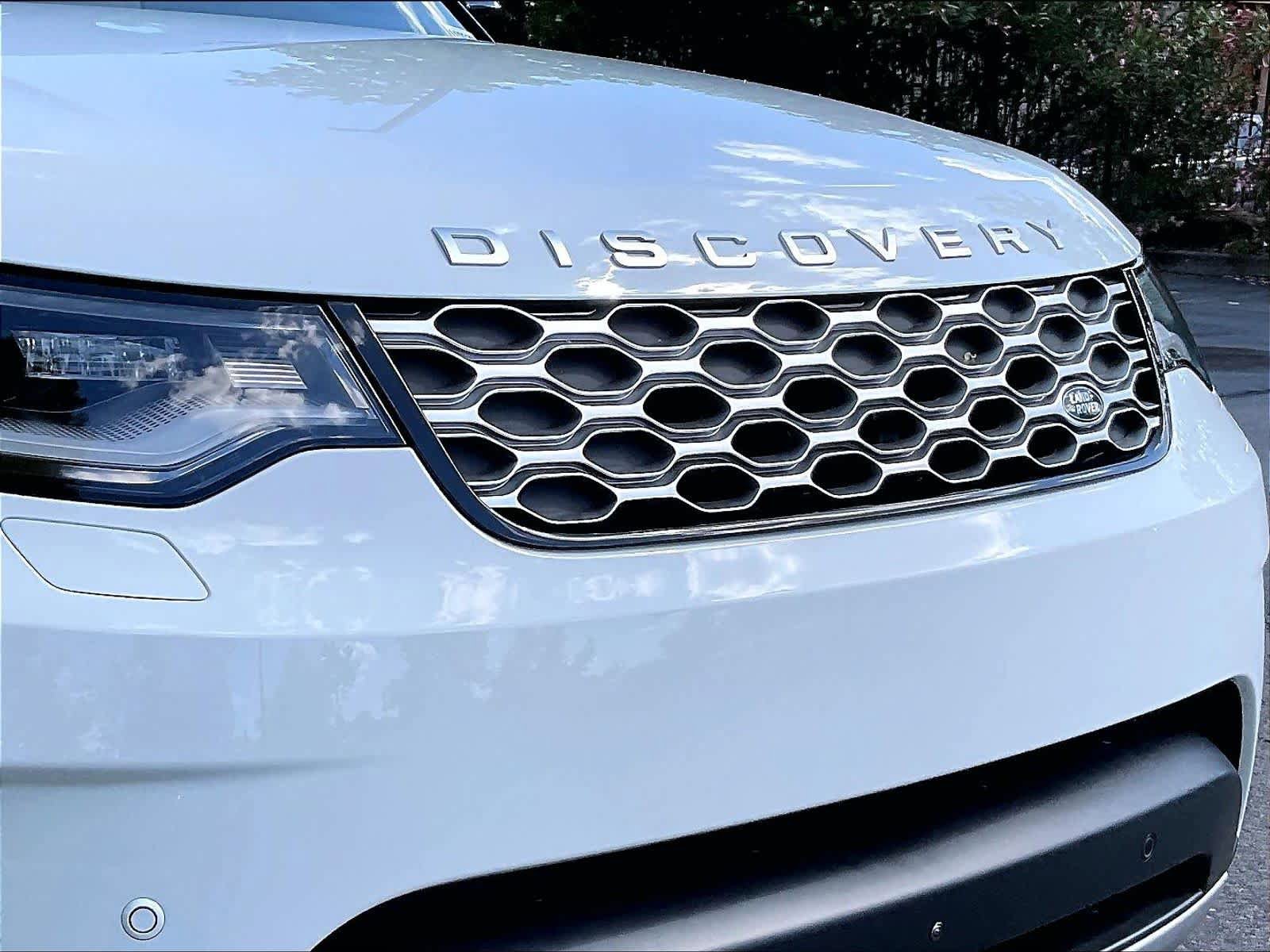 New 2026 Land Rover Discovery S AWD/4WD image 34
