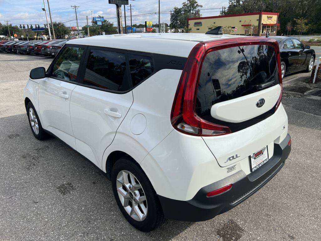 Used 2021 Kia Soul S FWD image 7
