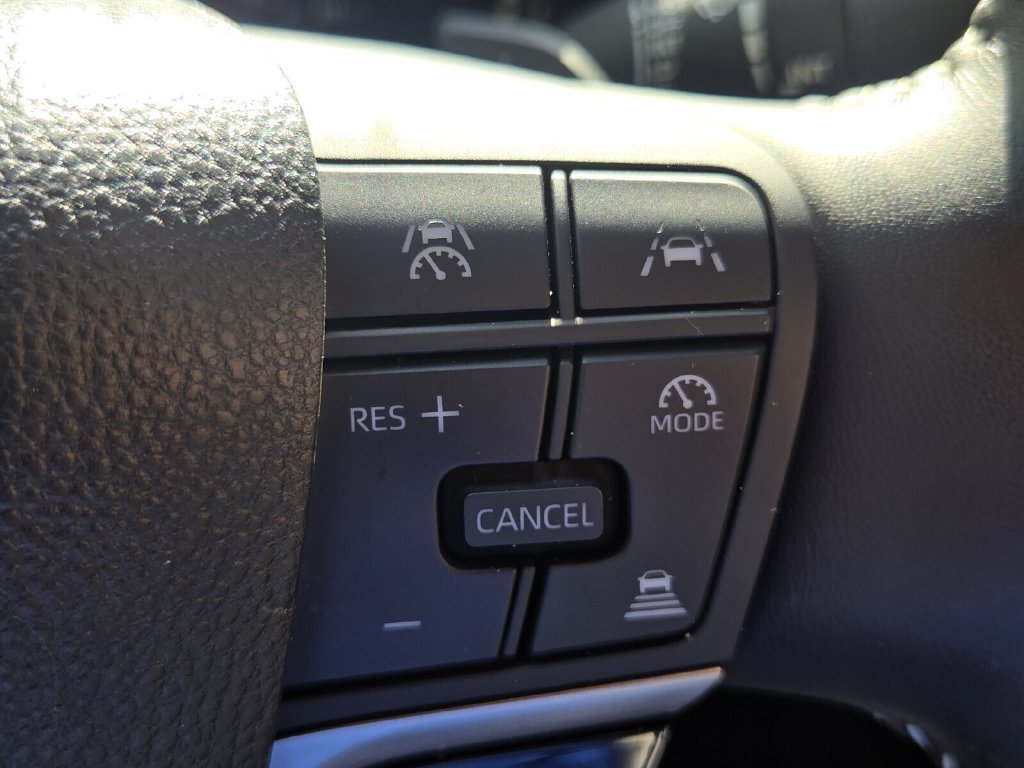 Used 2025 Toyota Camry SE w/ Multimedia Upgrade Package FWD image 25