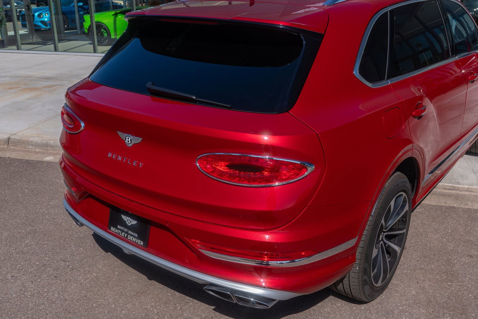 Certified 2024 Bentley Bentayga Extended Wheelbase image 16