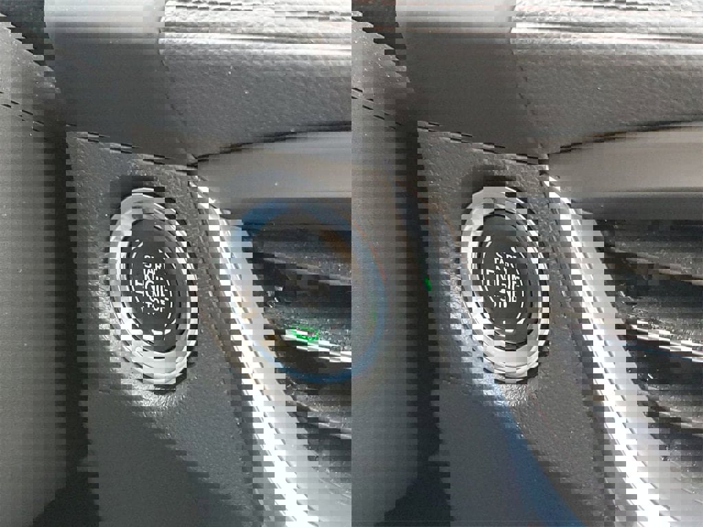 Certified 2024 Buick Encore GX Sport Touring image 16