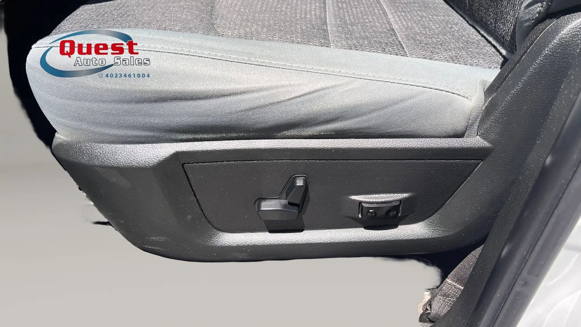 Used 2018 RAM 2500 SLT w/ Protection Group AWD/4WD image 18